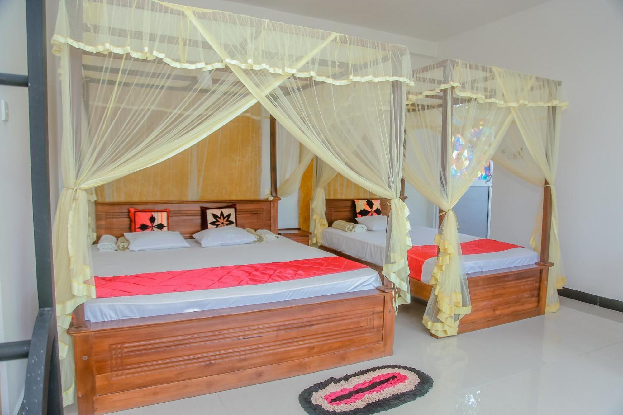 A One Calm Palace Hotel 3*