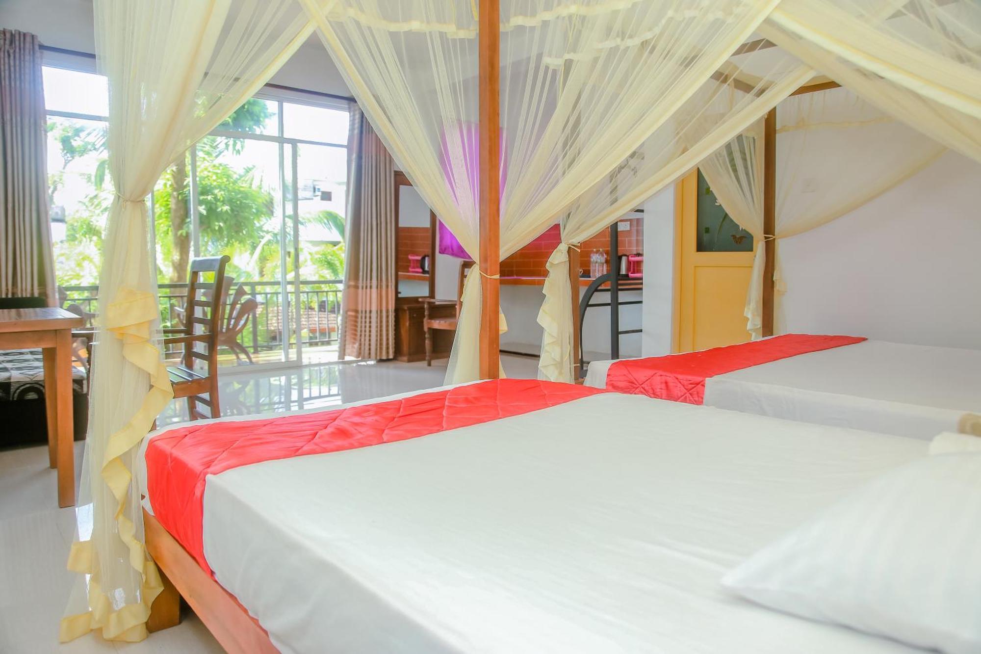A One Calm Palace Hotel Mirissa