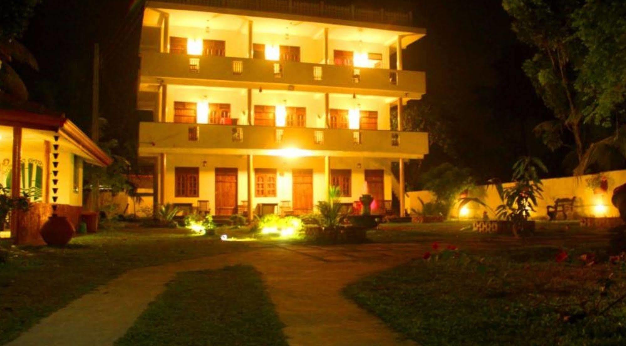 A One Calm Palace